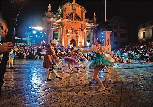 Dubrovnik Summer Festival Photo: visitdalmatia.com