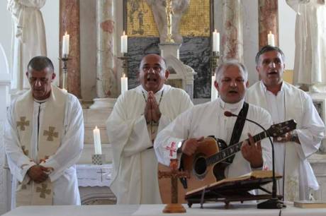 Cavoglave Croatia Victory Day 2013 Mass Photo: uz-gange-i-bukaru.com