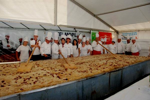 Croatian Sarma in Varazdin - Going for The Guinness Book of Records Photo: Facebook page