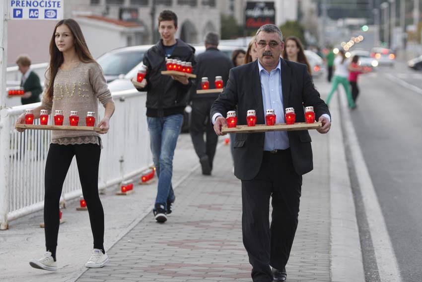 Makarska, Croatia, remembers Vukovar - November 2013 Photo: Ivo Ravlic/Cropix