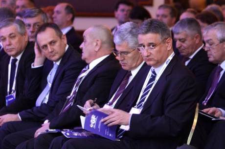 Pan-Croatian Economic Forum 2013 Front row right: Tomislav Karamarko, President of HDZ Photo: Goran Mehkek/Cropix