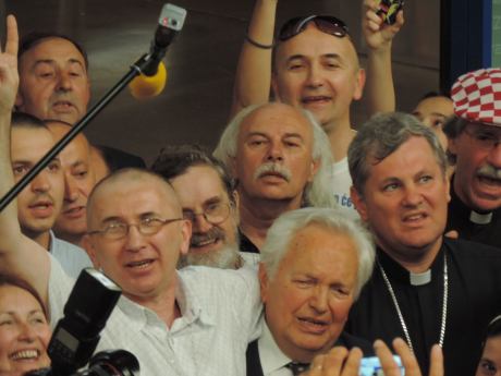 Dario Kordic with dr Josip Pecaric, dr Zvonimir Separovic and Bishop Vlado Kosic Zagreb Airport 6 June 2014 (Photo: Marija Tomislava)