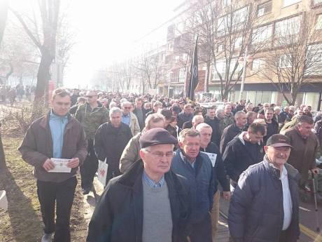 Many thousands line the streets of Zagreb calling for sacking of heads of e-medija Croatia 16 January 2016 Photo: Facebook