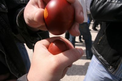 tapping Easter eggs Croatia