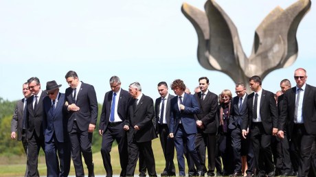 Croatian government leadership and members of parliament officially hold memorial service at Jasenovac for victims of the Holocaust Friday 22 April 2016 Photo: Slavko Midzor/Pixsell